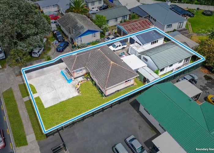 at 471 Massey Road, Mangere East, Auckland