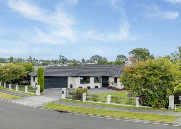  at 6 Anderson Way, Highlands Park, New Plymouth