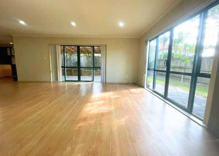  at 111 Hugh Green Drive, Pinehill, Auckland