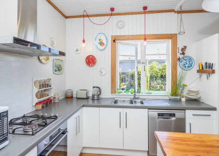  at 174 Nixon Street, Hamilton East, Hamilton, Waikato