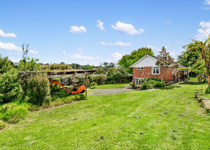  at 27 Merriefield Avenue, Forrest Hill, Auckland
