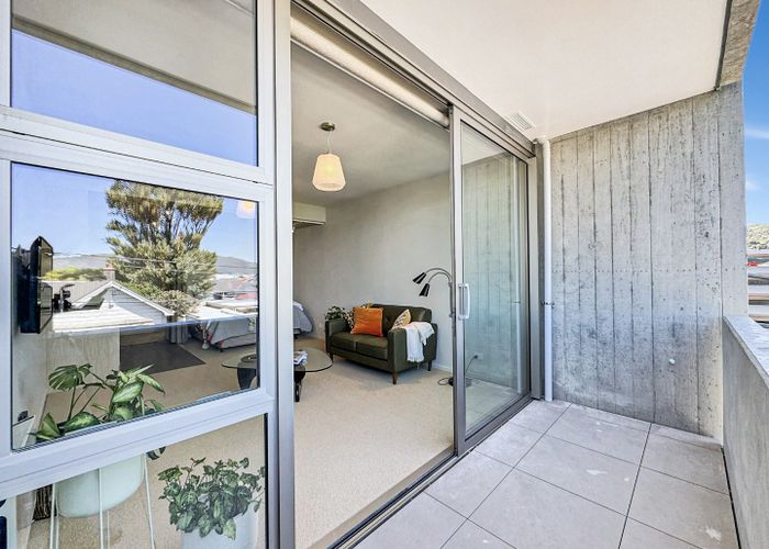  at 214/2 Campbell Terrace, Petone, Lower Hutt, Wellington