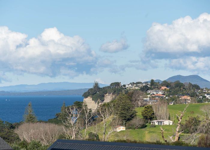  at 150 Te Oneroa Way, Long Bay, North Shore City, Auckland
