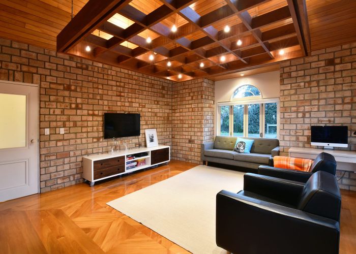  at 124 Vaughans Road, Albany