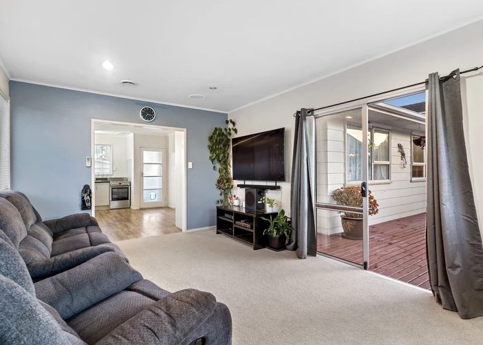  at 53 Helena Street, Massey, Auckland
