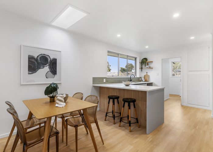  at 3/35 Lynwood Road, New Lynn, Auckland