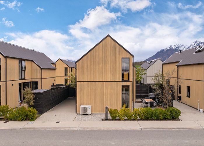  at 62 Casterway Crescent, Jacks Point, Queenstown-Lakes, Otago