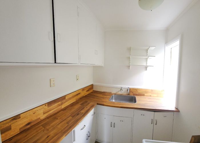  at 50A Waiapu Road, Kelburn, Wellington, Wellington