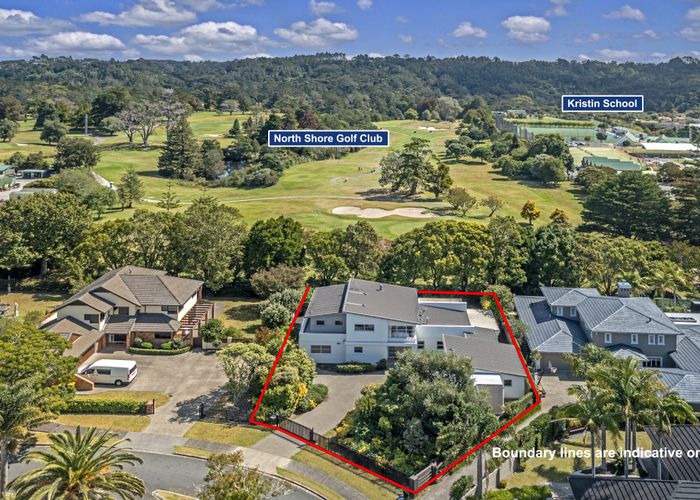  at 33 Oak Manor Drive, Albany, North Shore City, Auckland