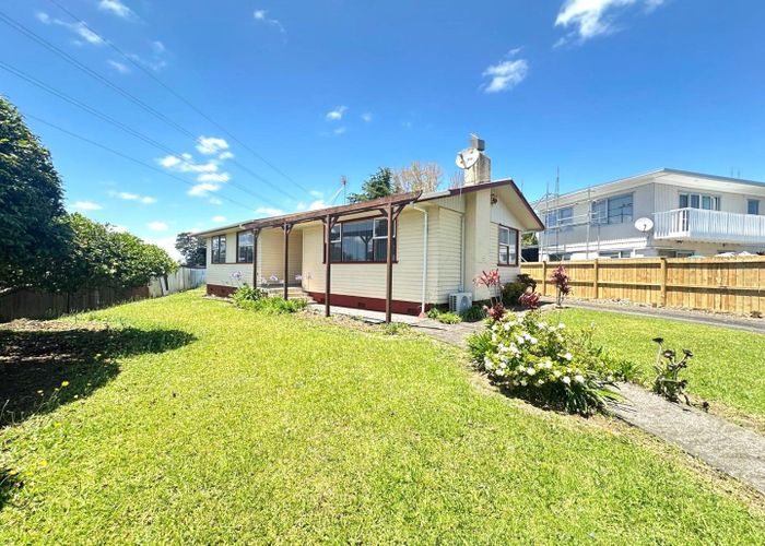  at 42 Harania Avenue, Favona, Auckland