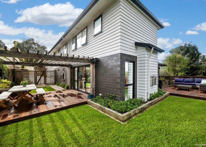  at 5A Geoffrey Road, Torbay, North Shore City, Auckland