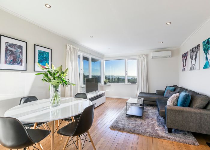  at 1/71 Balmain Road, Birkenhead, Auckland