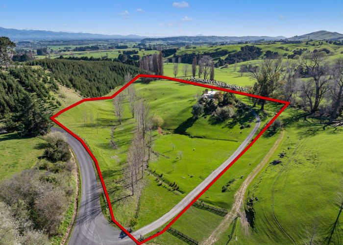  at 237 Admiral Road, Carterton, Carterton, Wellington
