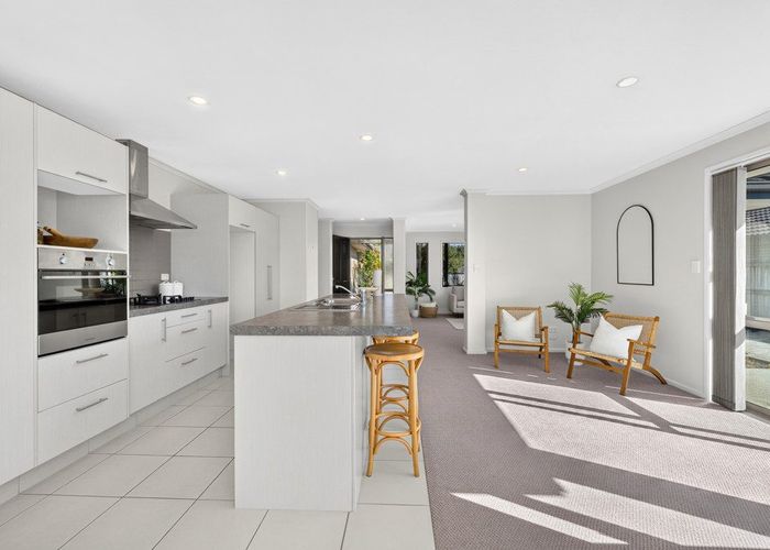 Recently sold | 21 Wai Place, One Tree Point - homes.co.nz