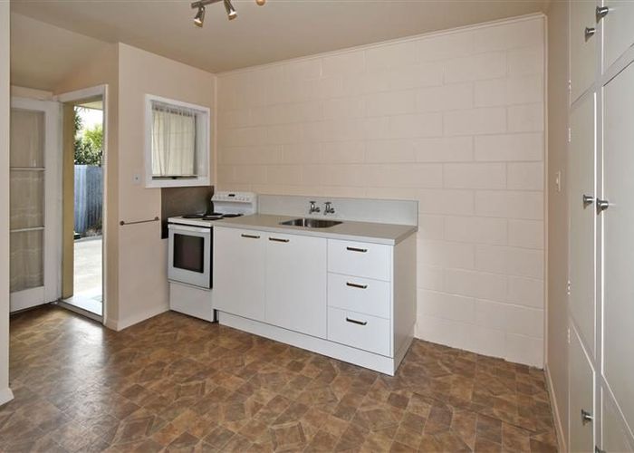  at 2/238 Milton Street, Sydenham, Christchurch City, Canterbury