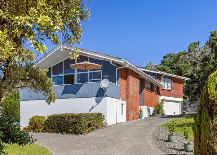  at 121 Pacific Parade, Army Bay, Rodney, Auckland