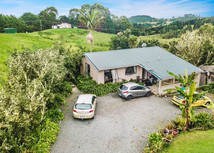  at 1123 State Highway 12, Oue