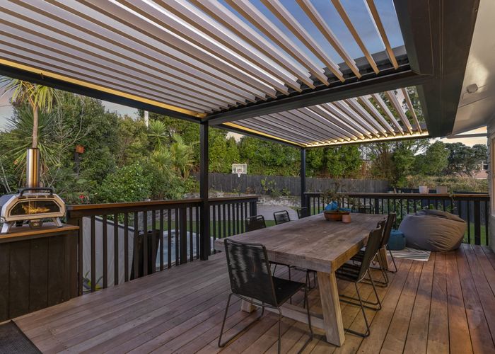  at 52 Alton Avenue, Hillcrest, North Shore City, Auckland