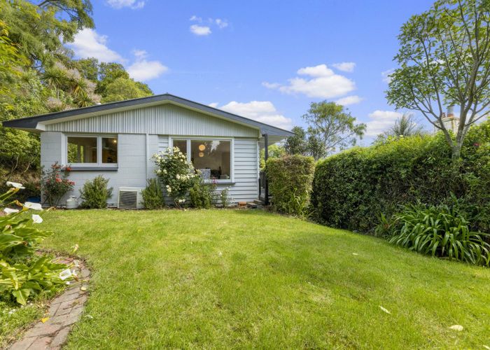  at 26B Howard Street, Macandrew Bay, Dunedin