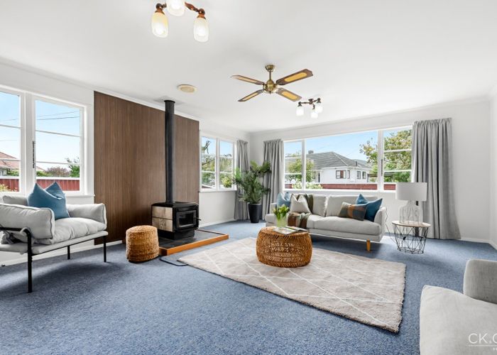  at 32 Hall Crescent, Epuni, Lower Hutt, Wellington