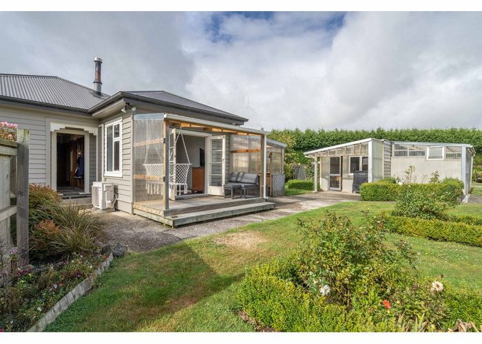  at 15 Thornbury Waimatuku Road, Riverton