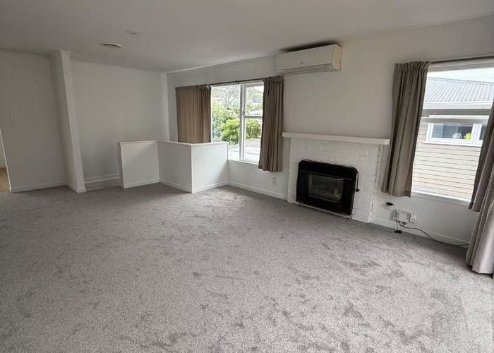  at 74 Marlborough Avenue, Glenfield, North Shore City, Auckland