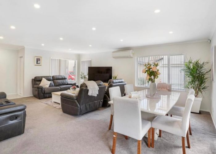  at 3 Papahou Lane, Papatoetoe, Auckland