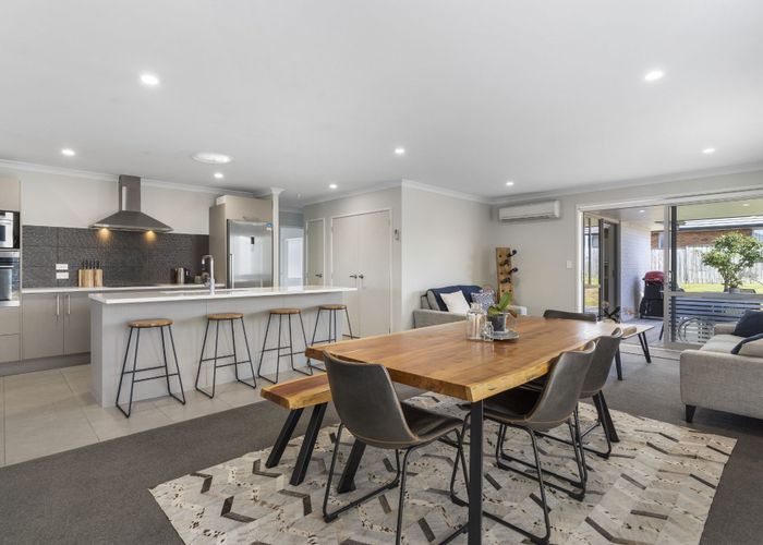  at 13 Artists Avenue, Beachlands, Auckland