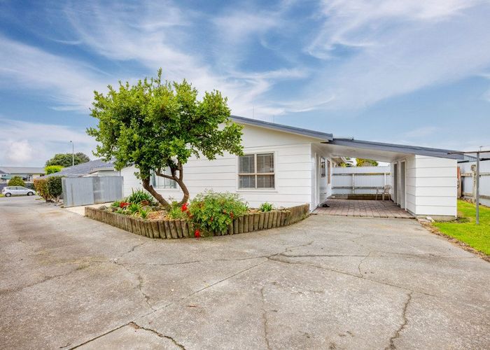  at 2/17 Ranfurly Street, Tamatea, Napier, Hawke's Bay