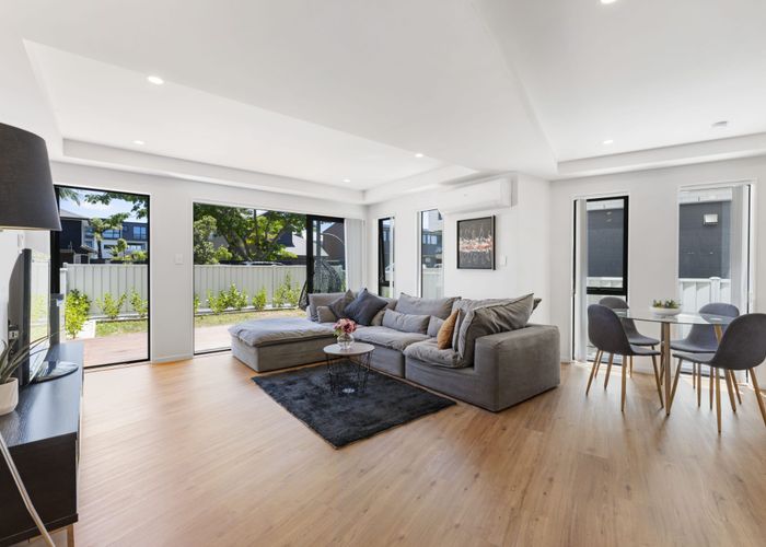  at 2A Dunkirk Road, Panmure, Auckland