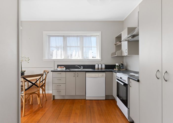  at 704 Avonside Drive, Avonside, Christchurch