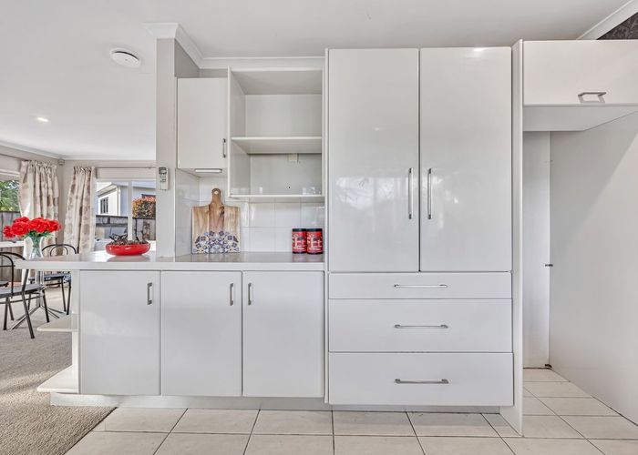  at 13 Bridgehead Cove, West Harbour, Waitakere City, Auckland
