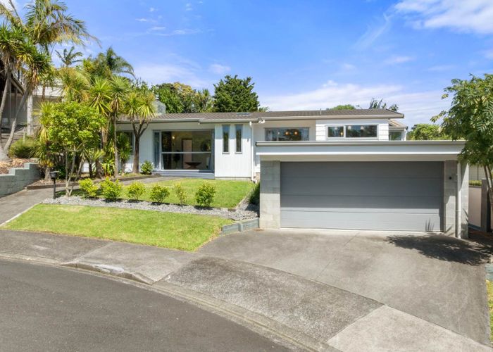  at 16 Nereus Place, Mairangi Bay, North Shore City, Auckland