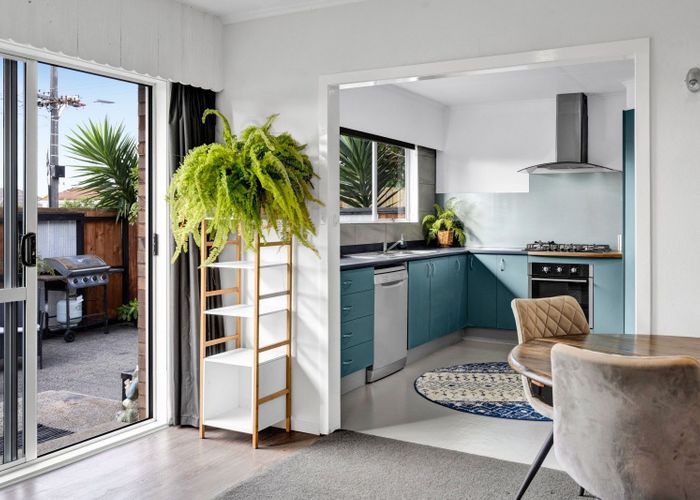  at 1 Lynton Street, Upper Vogeltown, New Plymouth