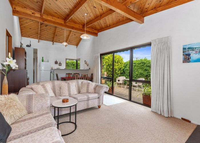  at 7 Kent Road, Regent, Whangarei