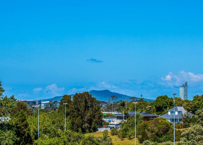  at 109B Archers Road, Hillcrest, North Shore City, Auckland