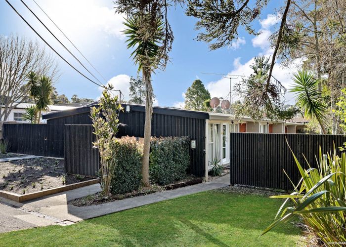  at 17 Glengarry Road, Glen Eden, Waitakere City, Auckland
