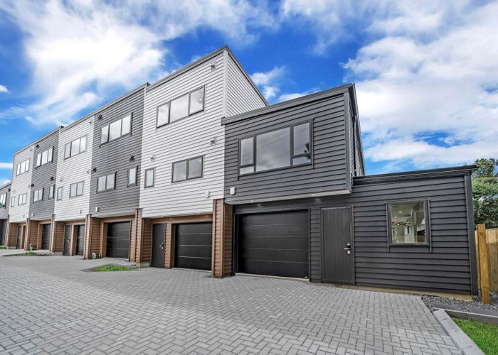  at Lot 4/22 Cherry Tree Place, Massey, Waitakere City, Auckland