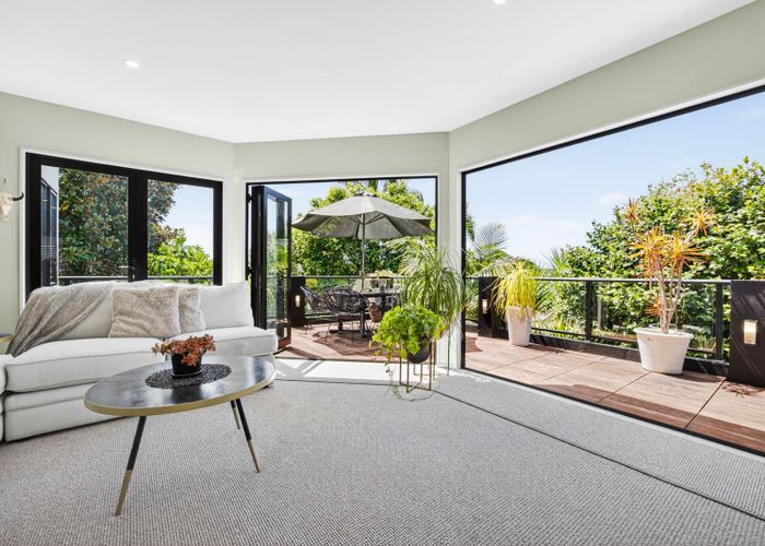  at 17a Sartors Avenue, Browns Bay, North Shore City, Auckland