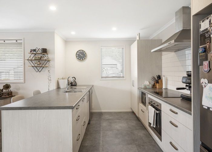  at 10 Pakanga Grove, Pyes Pa, Tauranga, Bay Of Plenty