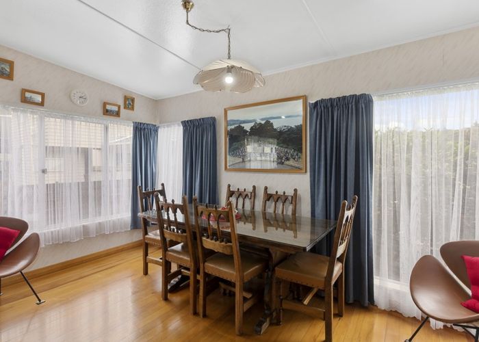  at 111 Thomas Street, Stokes Valley, Lower Hutt