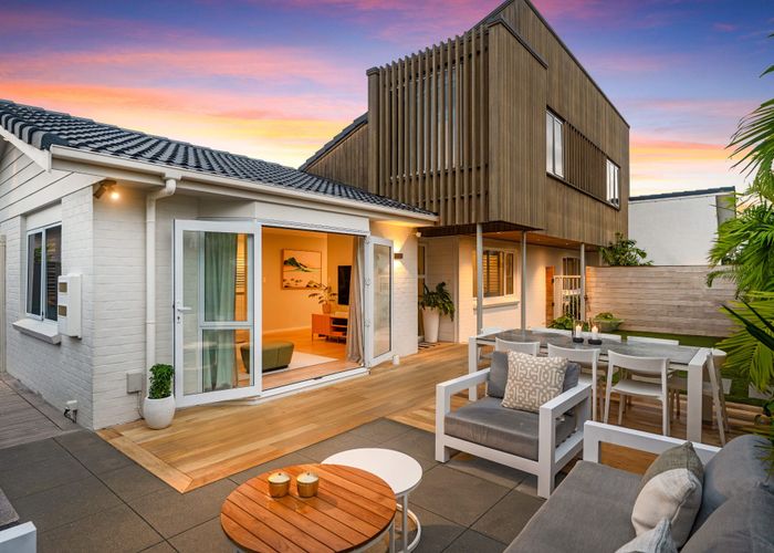  at 26 Margaret Place, Milford, North Shore City, Auckland