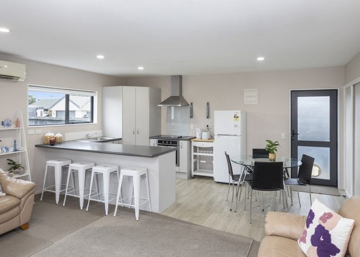  at 33 Ottawa Road, Wainoni, Christchurch City, Canterbury
