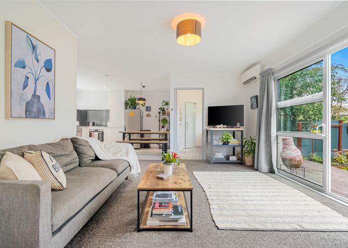  at 1/1 Golf Road, New Lynn, Auckland