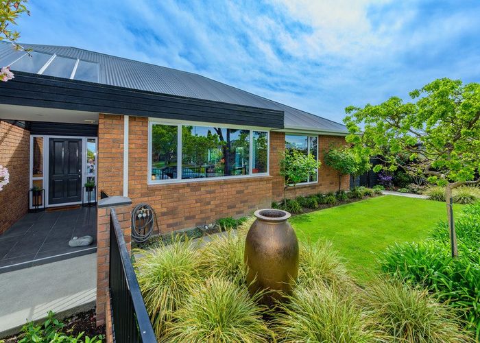  at 32 Althorp Place, Avonhead, Christchurch City, Canterbury
