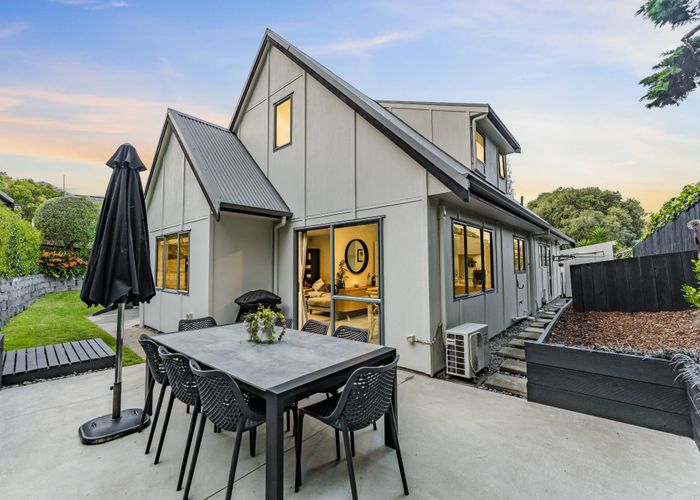  at 2/11 Panorama Road, Mount Wellington, Auckland City, Auckland