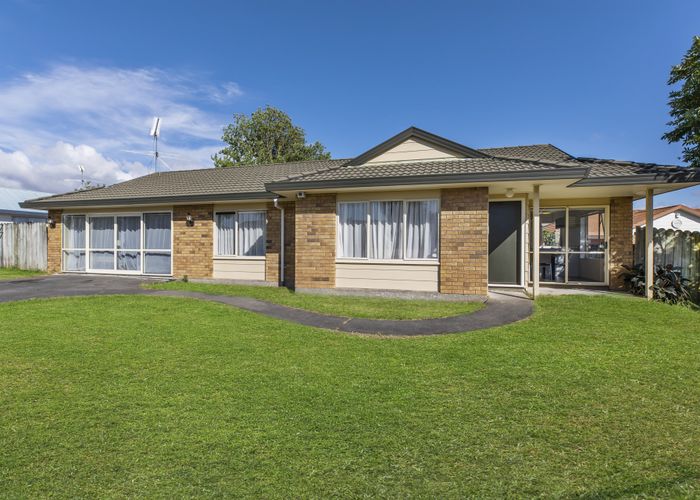  at 25 Rosemead Place, Randwick Park, Auckland