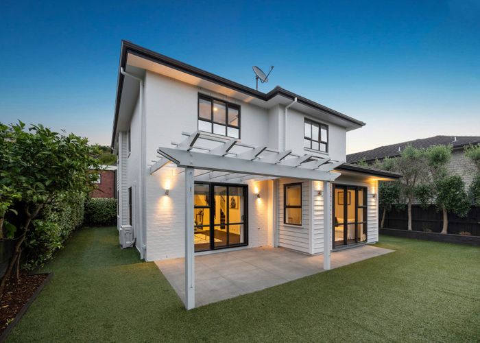  at 33 Kauriki Terrace, Stonefields, Auckland City, Auckland