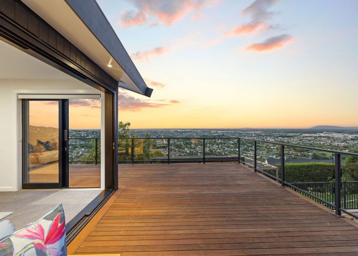  at 76 Huntsbury Avenue, Huntsbury, Christchurch City, Canterbury