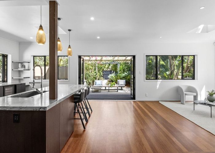  at 15 Walford Road, Point Chevalier, Auckland City, Auckland